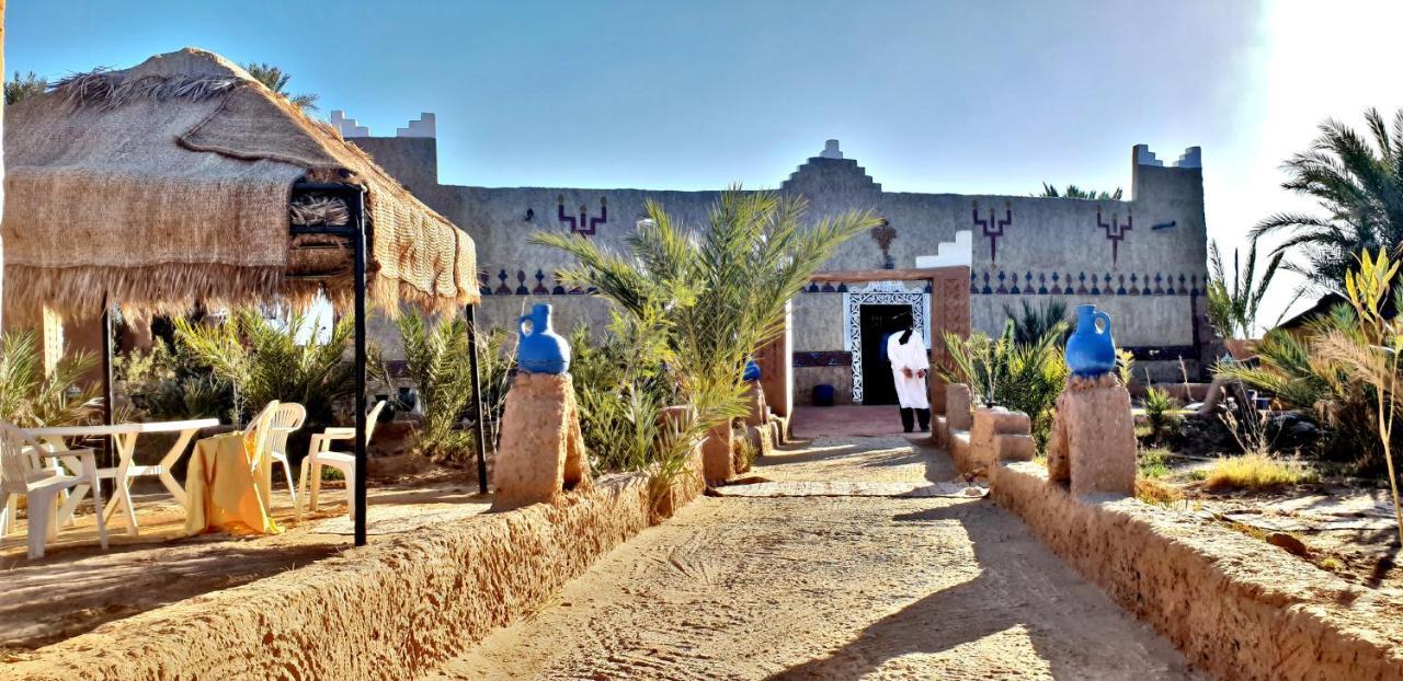 Kasbah Les Alizes Du Desert 姆哈米德 外观 照片