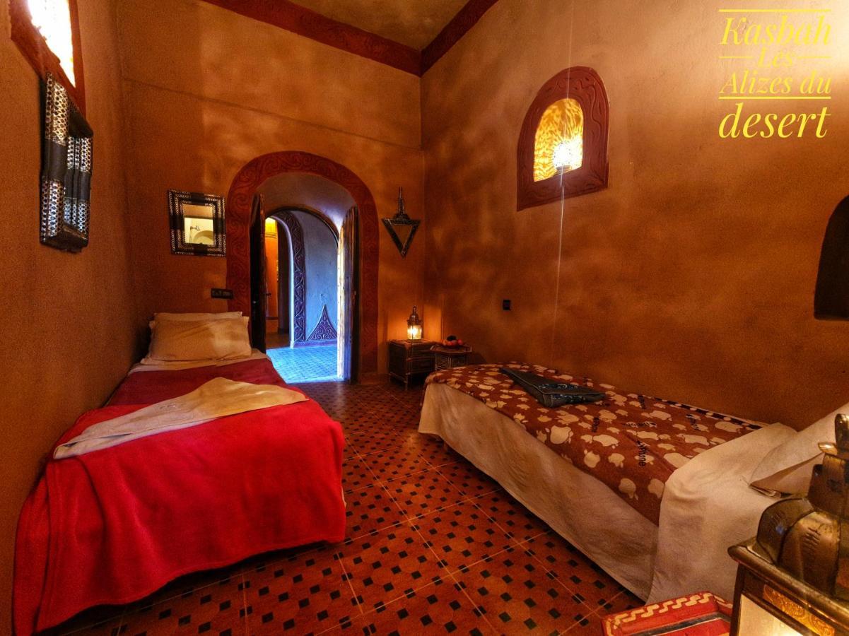 Kasbah Les Alizes Du Desert 姆哈米德 外观 照片